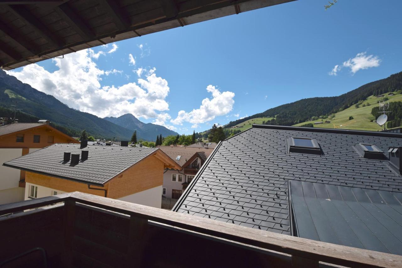 Aurturist Miramonti S Candido San Candido Room photo